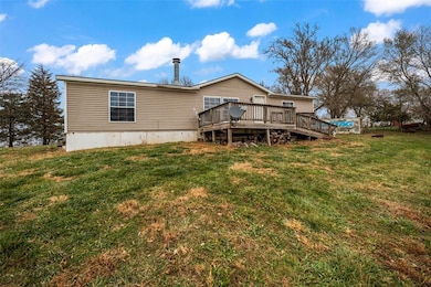 5211 S 70th Ave E, Newton, IA 50208 - photo 4