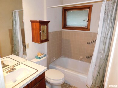 2014 2nd St, Moline, IL 61265 - photo 7