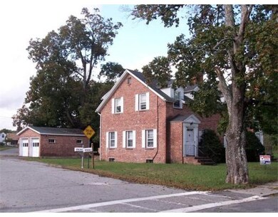 146 Linwood St, Uxbridge, MA 01569 - photo 2