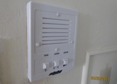 186 Beech St, Manchester, NH 03103 - photo 4