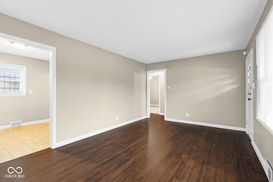 2308 W 16th St, Anderson, IN 46016 - photo 4