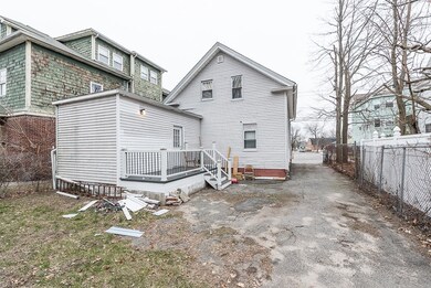 27 Taylor St, Providence, RI 02907 - photo 2