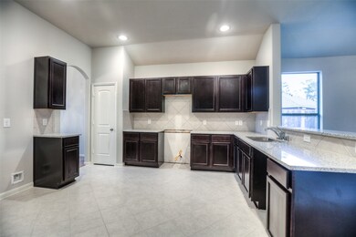 20056 Wade Hampton Dr, Cleveland, TX 77327 - photo 3