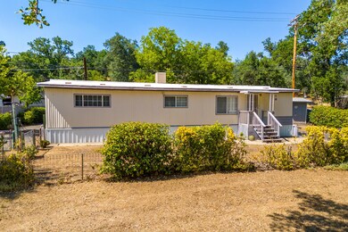 unlisted-address, Redding, CA 96001 - photo 2