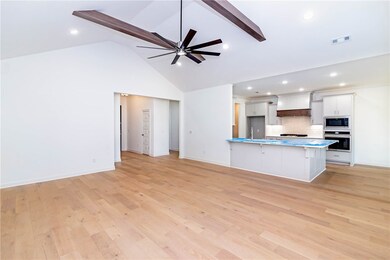 459 Casella St, Tontitown, AR 72762 - photo 4