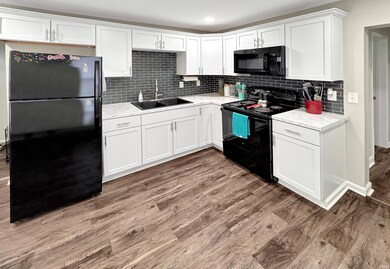 916 S Stormont St, Princeton, IN 47670 - photo 2