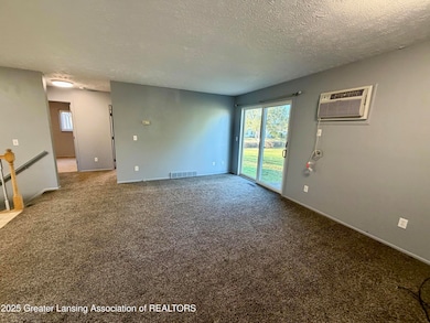 612 S Dibble Blvd, Lansing, MI 48917 - photo 2