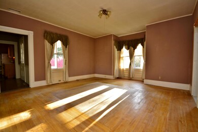 Living Room To Kitchen