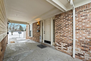 21106 W Glen Haven Cir unit 87, Northville, MI 48167 - photo 2