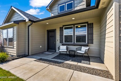 6105 Whatcom Ave, Yakima, WA 98903 - photo 2