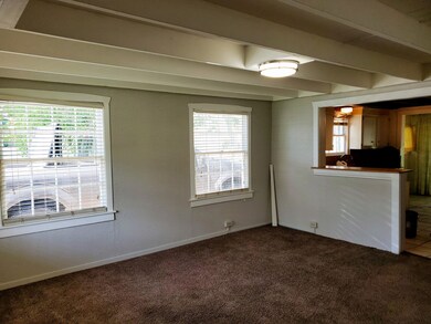 3103 9th St, Bay City, TX 77414 - photo 2