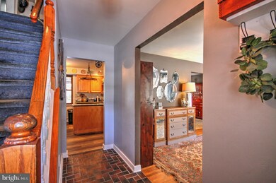 1421 Cathys Ln, North Wales, PA 19454 - photo 4