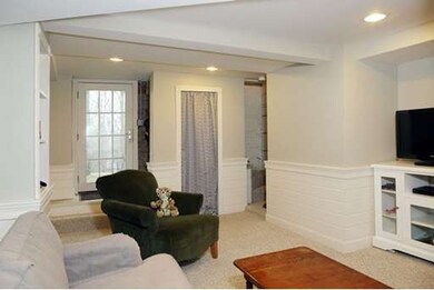 949 Chestnut St, Newton Upper Falls, MA 02464 - photo 5