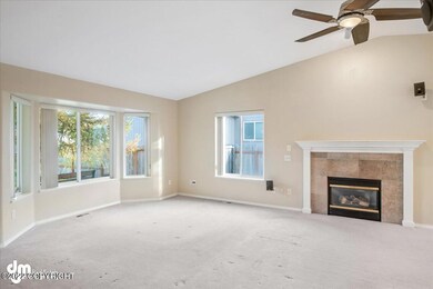 05-Living Room_ELI00515