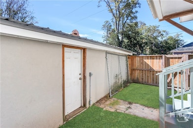 1225 Richards St, Savannah, GA 31415 - photo 5