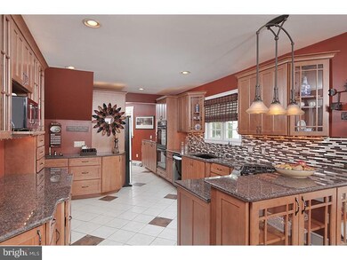 45 N American St, Woodbury, NJ 08096 - photo 4