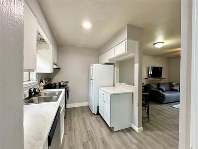 4120 Hartt St, Houston, TX 77025 - photo 7