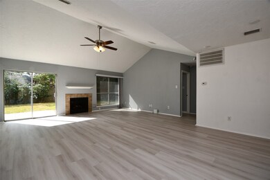 15427 Swan Creek Dr, Houston, TX 77095 - photo 4