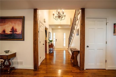 8321 W 102nd St, Overland Park, KS 66212 - photo 4