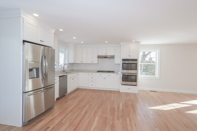 18 Causeway St, Gloucester, MA 01930 - photo 4