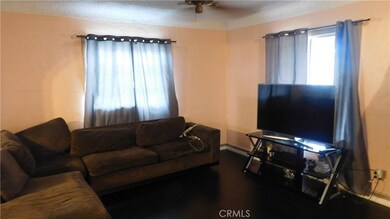 11709 Success Ave, Los Angeles, CA 90059 - photo 3