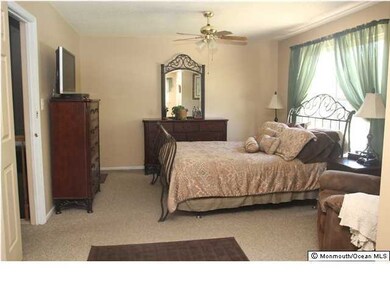 45 Tioga Dr, Howell, NJ 07731 - photo 7