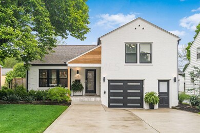 33 W Beaumont Rd, Columbus, OH 43214 - photo 3