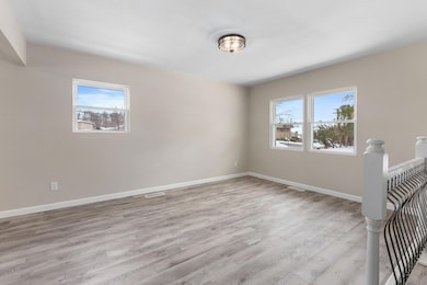 1707 E Chicago St, Valparaiso, IN 46383 - photo 4