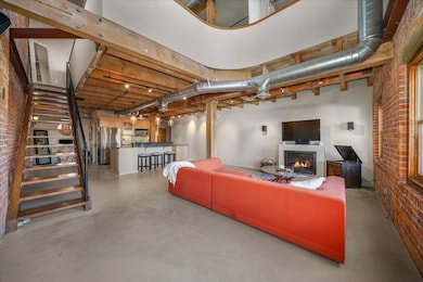 1221 W Railroad Alley #9 Alley unit 9, Spokane, WA 99201 - photo 4