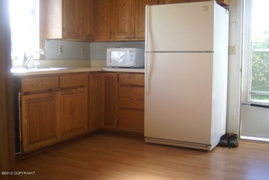 Kitchen West
