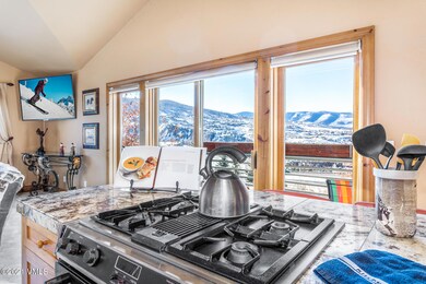 21 Hackamore E MLS-16