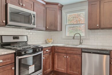 30 Emily Rd, Tewksbury, MA 01876 - photo 4