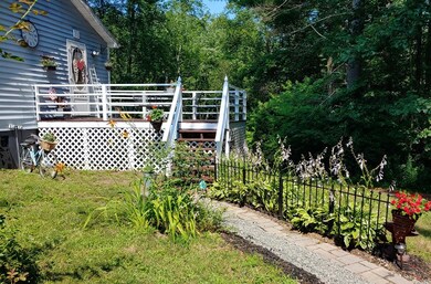 999 Daniel Shays Hwy, Athol, MA 01331 - photo 5