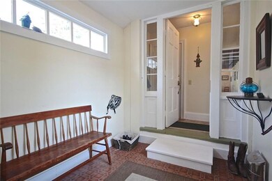 4 Willow St, Yarmouth, ME 04096 - photo 3