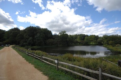 Holmdel Park