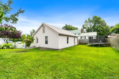 260 Duncan Ave, Cheboygan, MI 49721 - photo 7