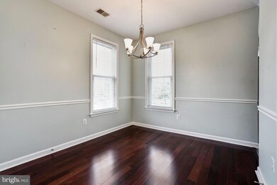 46606 Drysdale Terrace unit 200, Sterling, VA 20165 - photo 4