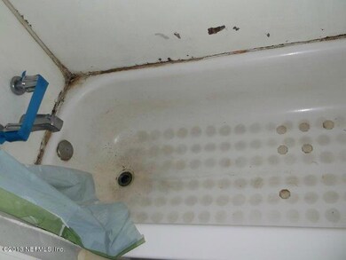 1127 Wycoff Ave, Jacksonville, FL 32205 - photo 4