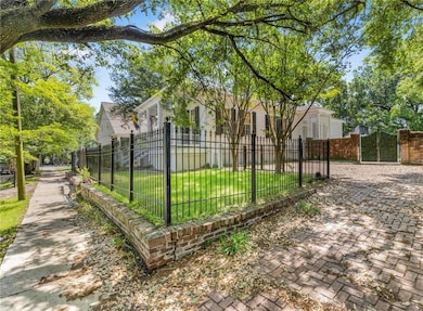 203 Adams St, Mobile, AL 36603 - photo 7