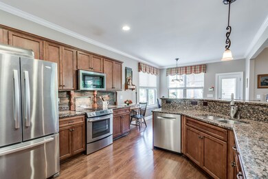 NEW, HIGH-END APPLIANCES STAY!