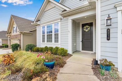 8210 Festival Way, Charlotte, NC 28215 - photo 3