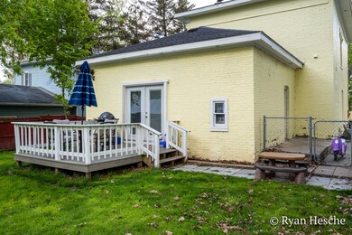 610 Union St-8