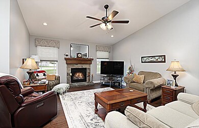 40 Cider Crest Ct, Maryville, IL 62062 - photo 7