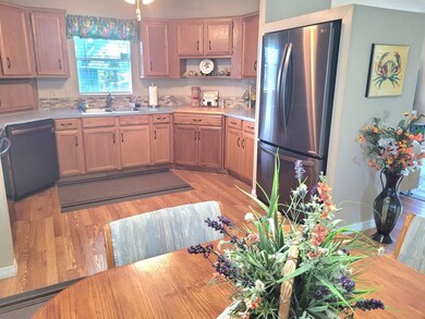 41222 Xenon Way unit 38, Zephyrhills, FL 33540 - photo 5