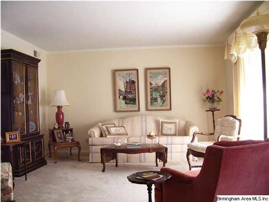 bright, spacious living room/ dining room. approxi