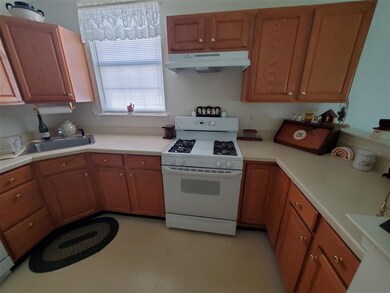 583 Carlisle Ln, Galloway, NJ 08205 - photo 5