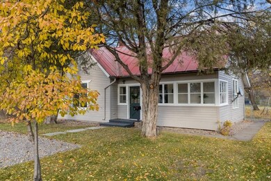 611 9th Ave W