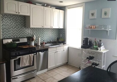 2 Linden St unit 2, Boston, MA 02127 - photo 2