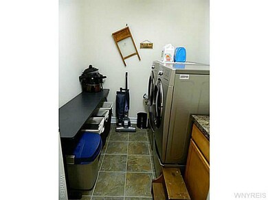 397 Drake Dr, North Tonawanda, NY 14120 - photo 6