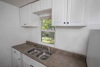 Locust Street House 009